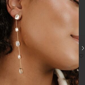 Ettika NWT Iconic Crystal Dangle Earrings Silver